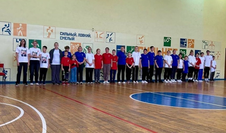 Спортивный праздник "Семейная команда".
